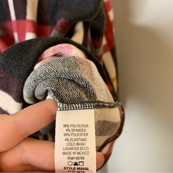 CY Fashion Plaid Turtleneck Pullover Sweater - Picture 4 of 5